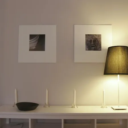 Roman Suite Rom
